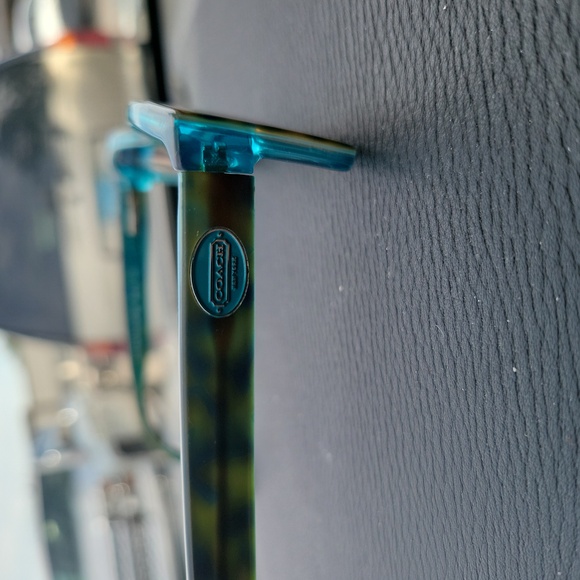 COACH HC6040 BROOKLYN EYEGLASSES - Picture 2 of 5